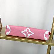 Louis Vuitton Escale Toilet Pouch - 2