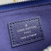 Louis Vuitton Pochette Double Zip Bag M69124 - 4