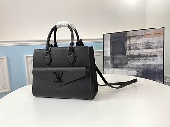 Louis Vuitton Lockme Tote M55845 Black