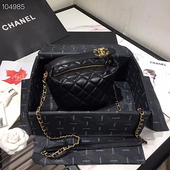 Chanel Lambskin Gold Metal Pink Small Hobo Bag black