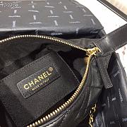 Chanel Lambskin Gold Metal Pink Small Hobo Bag black - 4