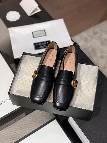 Gucci Women Loafers Shoes 012
