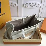 Louis Vuitton Lockme large Tote M55846 white - 5