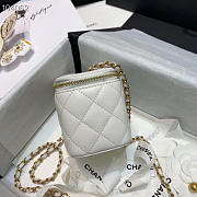 Chanel 2020 SS Cosmetic Bag White - 6