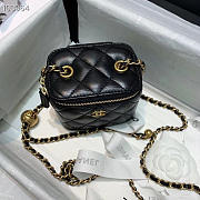 Chanel 2020 SS Cosmetic Bag Black - 4