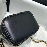 Chanel 2020 SS Cosmetic Bag Black - 3
