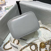 Chanel 2020 SS Cosmetic Bag Gray - 4