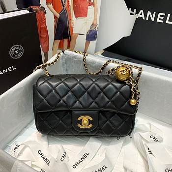 Chanel Flap Bag 20CM Black