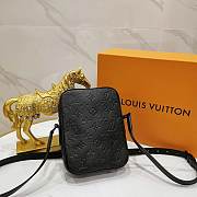 Louis Vuitton Messenger Shoulder Bags M44972 - 2