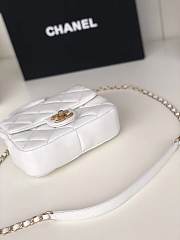 Chanel Small Flap Bag Lambskin White 20cm - 5