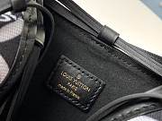 Louis Vuitton M69973 mini bag Black - 6