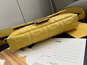 Fendi Baguette Bag 26cm yellow - 3