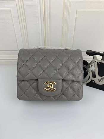 Chanel Caviar Flap bag 17cm