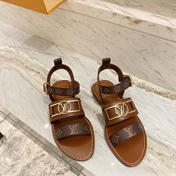 Louis Vuitton Sandals 015