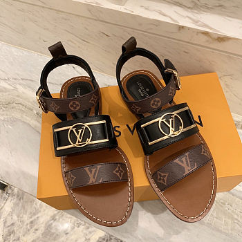 Louis Vuitton Sandals 016