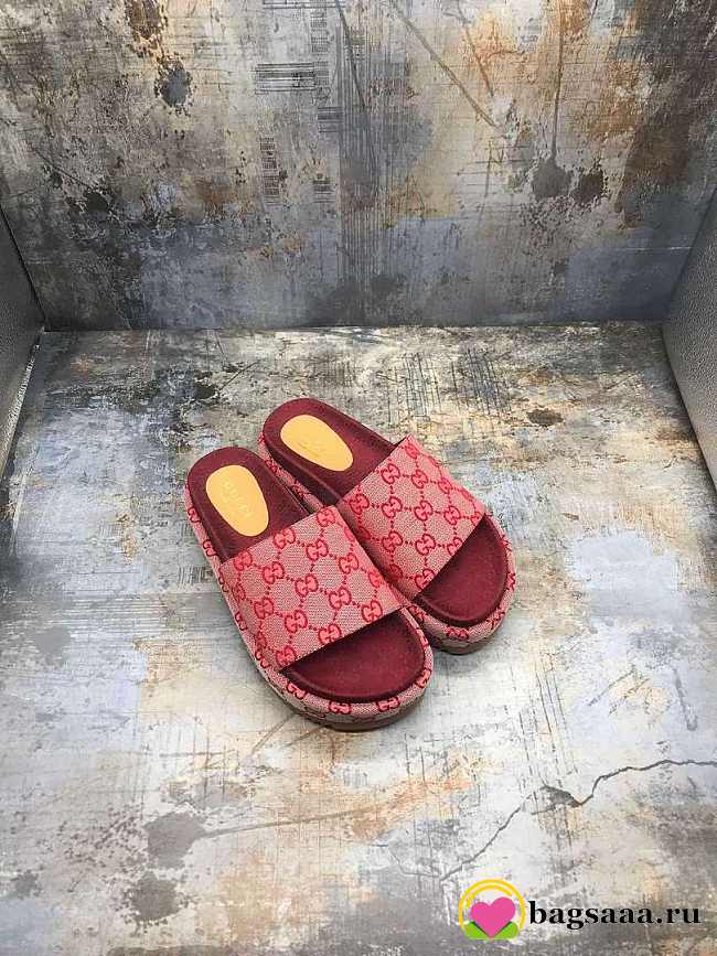 Gucci Sandals 016 - 1