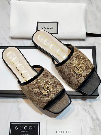 Gucci Sandals 023