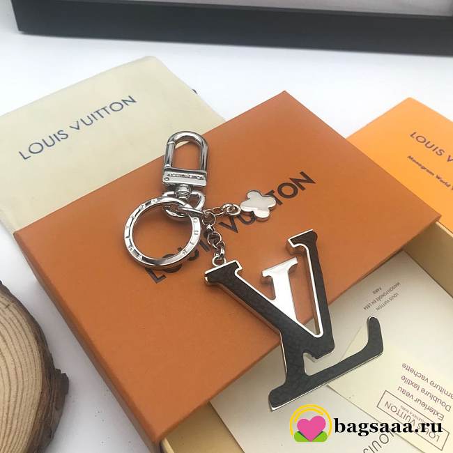 Louis Vuitton Key Holder - 1