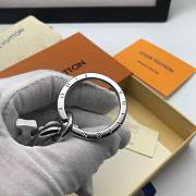 Louis Vuitton Key Holder 006 - 5