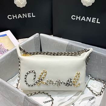 Chanel Chain Shoulder bag White