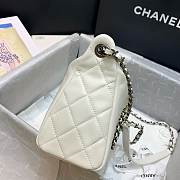 Chanel Chain Shoulder bag White - 2