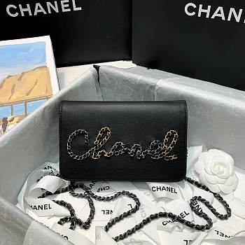 Chanel Chain bag Black 19cm