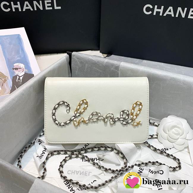 Chanel Chain bag white 19cm - 1