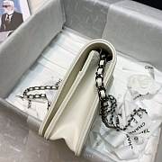 Chanel Chain bag white 19cm - 3