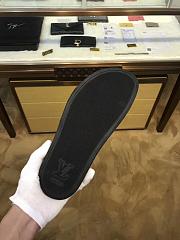 Louis Vuitton Slipper 003 - 5