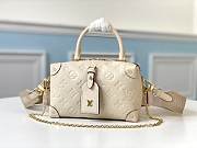 Louis Vuitton bag M56319 white - 1