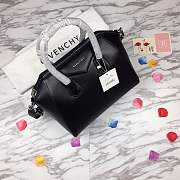 Givenchy Antigona Bag Black 33cm - 4