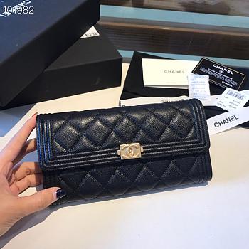 Chanel LeBoy Wallet Caviar 19CM 002