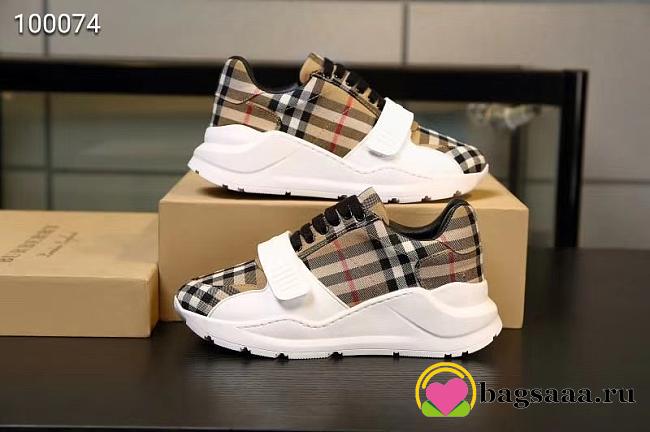 Burberry Shoes - 1