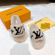 Louis Vuitton Sandals 017 - 1