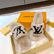 Louis Vuitton Sandals 017 - 4