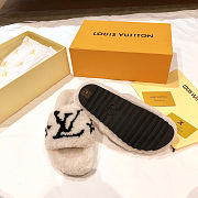 Louis Vuitton Sandals 017 - 5