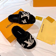 Louis Vuitton Sandals 018 - 3