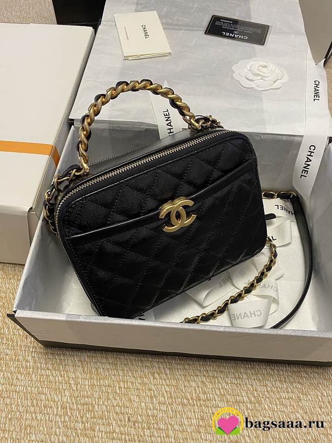 Chanel Handbag 18.5cm - 1