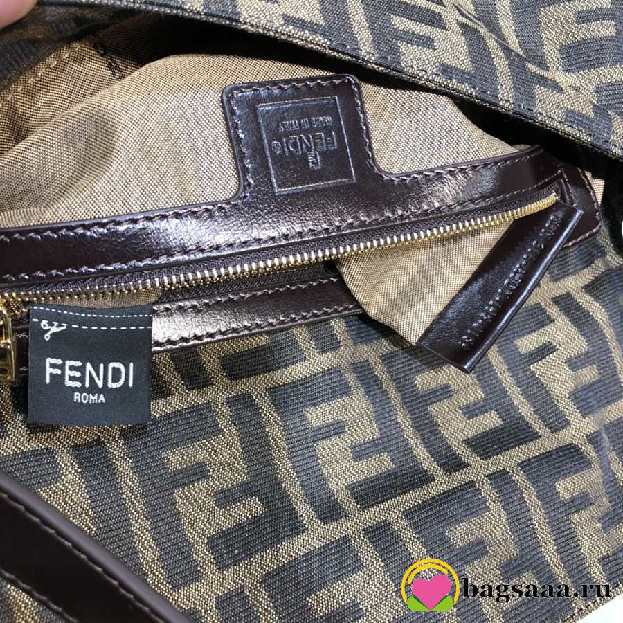 Fendi Vintage Bag gold hardware - bagsaaa.ru