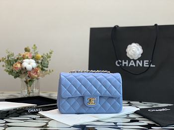 Chanel Flap Bag 20cm 002