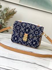 LV Pochette Métis M57395 - 1