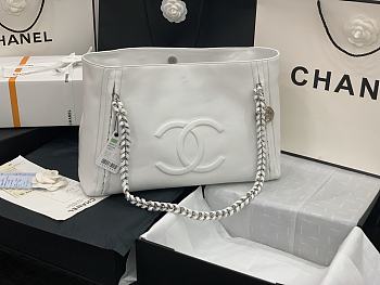 Chanel AS8473 Tote 42cm