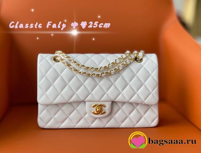Chanel Flap bag 25cm lambskin White - 1