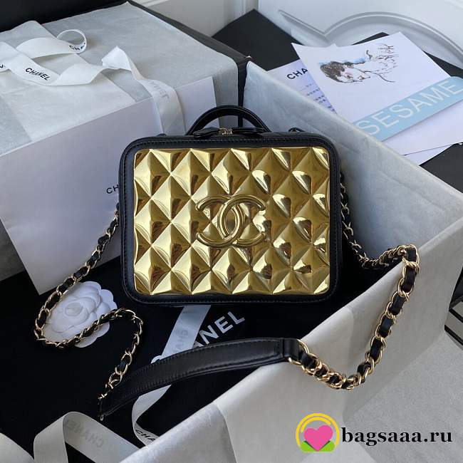 Chanel Vanity bag 18cm  - 1