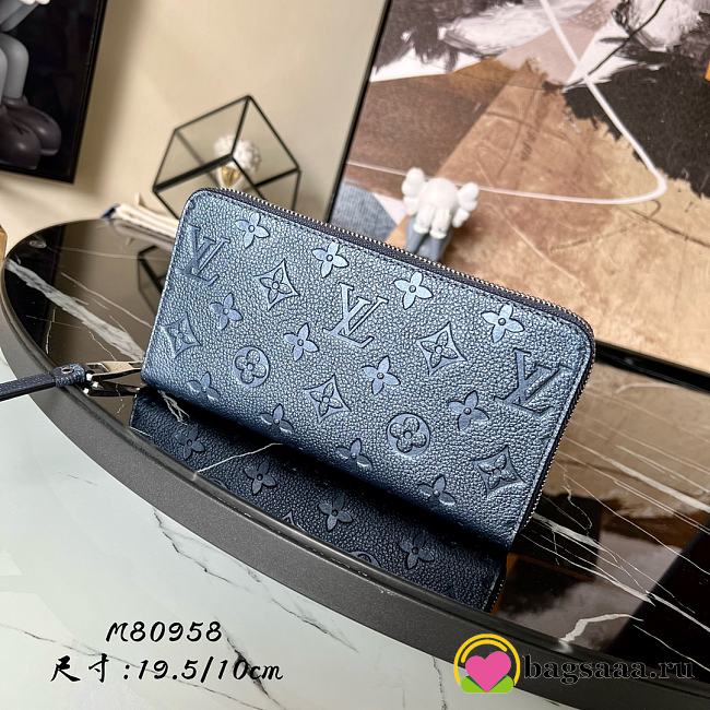 Louis Vuitton Monogram Empreinte Zipper wallet - 1