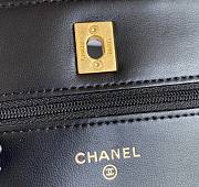Chanel wallet on Chain - 6