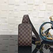 Louis Vuitton Men's bag - 1