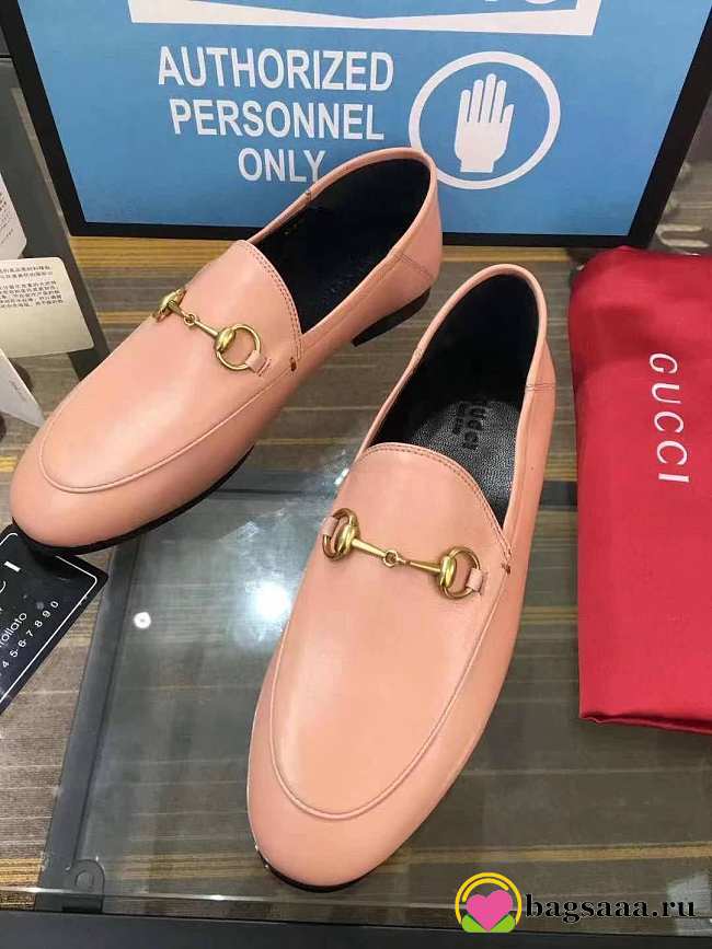 Gucci Women Loafers Shoes 021 - 1