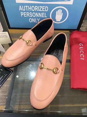Gucci Women Loafers Shoes 021