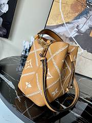 LV NÉONOÉ BB Monogram Bag M46029 20cm - 5